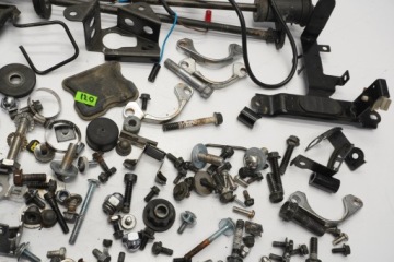 SUZUKI VZ 1600 MARUDER 04-05 БОЛТЫ ВИНТЫ