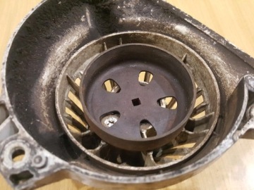 STIHL HL KM 135 КРЫШКА КОРПУСА БАРАБАН