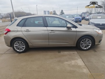 Citroen C4 II Hatchback 5d 1.6 16v VTi 120KM 2011 Citroen C4 1,6 16V 120KM klimatronik alu grz.fotele. oplacony 1.6 Benzyna, zdjęcie 4