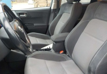 Toyota Auris II 2018 Toyota Auris Okazja 1.8 Hybryda 100KM, zdjęcie 21