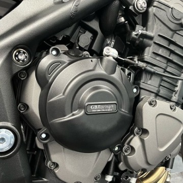 КРЫШКИ КРЫШЕК TRIUMPH SPEED TRIPLE 1200 - GB RACING