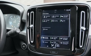 Volvo XC40 Crossover 2.0 D3 150KM 2020 Volvo XC 40 2,0 D 150 KM Geartronic Nawigacja Kamera HARMAN 2.0 Diesel, zdjęcie 28