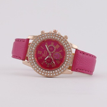 Women Quartz Watch Round Dial Rhinestone Roman Number