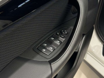 BMW X2 F39 Crossover 2.0 20i 178KM 2022 BMW X2 xDrive20i M Sport Ambiente Kamera Podgrzewane fotele LED, zdjęcie 19