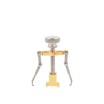 Корректирующий корсет от вросших ногтей на ногах от боли в элегантной коробочке.