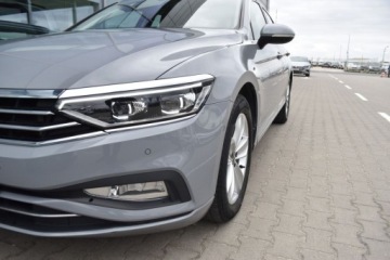 Volkswagen Passat B8 Variant Facelifting 2.0 TSI 190KM 2022 Volkswagen Passat SalonPL 2.0 TSI 190KM DSG Business NaviMatrixKeyLessKame, zdjęcie 38