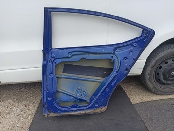 DVEŘE PRAVÝ ZADNÍ HYUNDAI ELANTRA VI 15-20