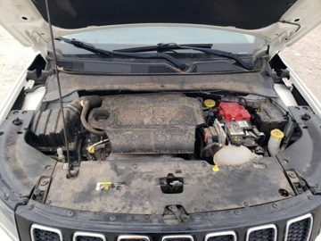 Jeep Compass II 2021 Jeep Compass 2021 JEEP COMPASS LATITUDE 2.4 Benzyna 180KM, zdjęcie 12