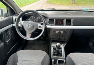 Opel Vectra C Kombi 1.9 CDTI ECOTEC 150KM 2005 Opel Vectra 1.9 Diesel 150KM, zdjęcie 13