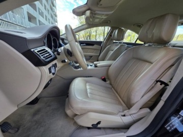Mercedes CLS W218 Coupe 250 CDI BlueEFFICIENCY 204KM 2013 MERCEDES CLS 250 CDI 2.2l diesel 204KM Przebieg: 137,768km Zadbane wnętrze, zdjęcie 4