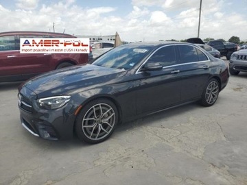 Mercedes Klasa E W213 2021 Mercedes-Benz Klasa E 2021, 2,0L, po gradobiciu 2.0 Benzyna 255KM