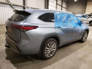 Toyota Highlander III 2022 Toyota Highlander Platinum 2022 3.5l 3.5 Benzyna 295KM, zdjęcie 3