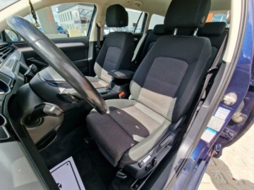 Volkswagen Passat B8 Variant 2.0 TDI BlueMotion SCR 150KM 2016 Volkswagen Passat 2.0 150Ps DSG Navi Alu Zarej.PL Gwarancja 2.0 Diesel, zdjęcie 15