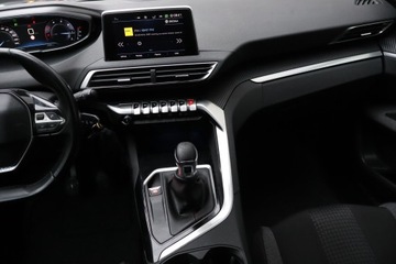 Peugeot 3008 II Crossover 2.0 BlueHDi 150KM 2018 Peugeot 3008 2.0 BlueHDi, Navi, Klima, zdjęcie 7