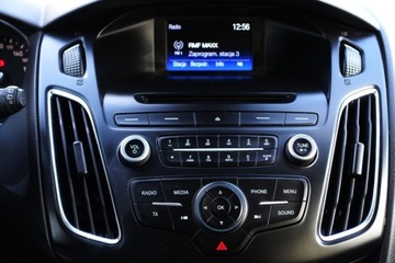 Ford Focus III Kombi Facelifting 1.5 EcoBoost 150KM 2018 Ford Focus Salon PL Tempomat Quickclear Gold X EcoBoost LED FV23, zdjęcie 17