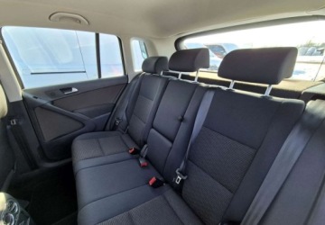 Volkswagen Tiguan I SUV Facelifting 2.0 TDI CR DPF BlueMotion 140KM 2012 Volkswagen Tiguan Volkswagen Tiguan 2.0 TDI BlueMot TrendampFun 2.0 140KM, zdjęcie 5