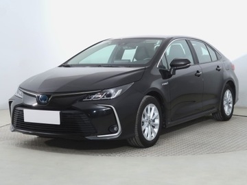 Toyota Corolla XII Sedan 1.8 Hybrid 122KM 2022 Toyota Corolla 1.8 Hybrid, Salon Polska, zdjęcie 1