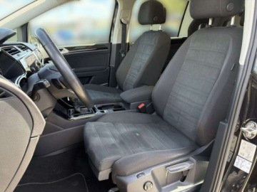 Volkswagen Touran III 1.5 TSI EVO 150KM 2023 Volkswagen Touran Highline Pakiet R-line Panorama 7 miejsc LED TOP Faktura, zdjęcie 10