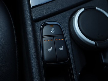 Kia Niro I Crossover 1.6 GDi Hybrid 141KM 2018 Kia Niro Hybrid, Salon Polska, Serwis ASO, zdjęcie 17