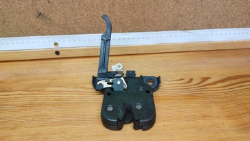 Audi A3 8P 3D 03-12 8P3827505 zamek klapy tylnej