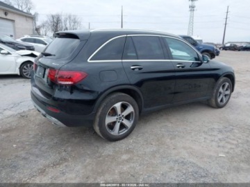 Mercedes GLC C254/X254 2022 Mercedes-Benz GLC 4Matic 2022 2.0 Benzyna 255KM, zdjęcie 2