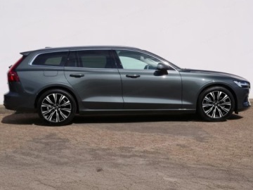 Volvo V60 II  2026 VOLVO V60 B4 B Plus Bright Combi 2.0 (211KM) 2026, zdjęcie 1