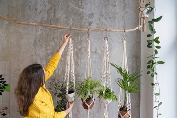 Подвесная подставка для цветов из ниток макраме, 80 см.