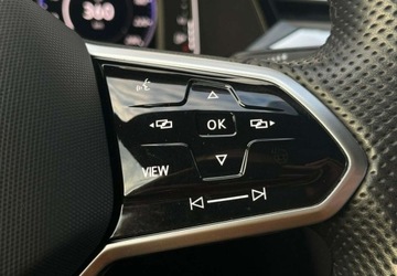 Volkswagen Arteon Fastback Facelifting 2.0 TSI 190KM 2021 Volkswagen Arteon Piekny kolor DSG R-LINE FV 23 2.0 Benzyna 190KM, zdjęcie 19