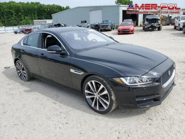 Jaguar XE Sedan 2.0 i4 240KM 2017