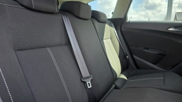 Opel Astra J Sports Tourer Facelifting 1.4 Turbo ECOTEC 140KM 2015 Opel Astra Duża Navi Podgrzewana Kierownica, zdjęcie 18