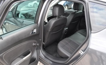 Opel Astra J Hatchback 5d 1.4 Turbo ECOTEC 140KM 2012 Opel Astra 1.4 Benzyna Tempomat Cz. parkowania Klimatyzacja 1.4 Benzyna, zdjęcie 17