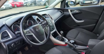 Opel Astra J Sports Tourer 1.4 Turbo ECOTEC 120KM 2011 Opel Astra Opel Astra 1.4 Benzyna 120KM, zdjęcie 14