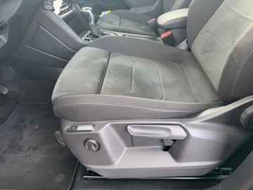 Volkswagen Tiguan II SUV Facelifting 2.0 TDI 200KM 2021 Volkswagen Tiguan 2.0 Diesel 200KM, zdjęcie 14