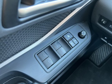 Toyota C-HR I Crossover Facelifting 1.8 Hybrid 122KM 2023 Toyota C-HR 1.8 Hybrid GPF Comfort, zdjęcie 20