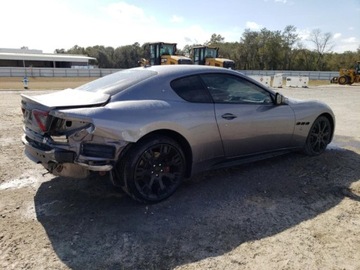 Maserati GranTurismo 2014 Maserati GranTurismo S 2014 4.7l 4.7 Benzyna 454KM, zdjęcie 3