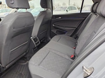Volkswagen Golf VIII Variant 1.5 eTSI 150KM 2023 Volkswagen Golf FV23 Salon PL ACC podg.fotele od Dealera 1.5 Benzyna, zdjęcie 12