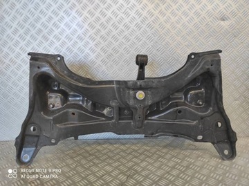 NÁPRAVNICE KOLÉBKA TRAVERS ZAVĚŠENÍ POD MOTOR TOYOTA YARIS III FACELIFT