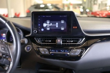 Toyota C-HR I Crossover Facelifting 1.8 Hybrid 122KM 2023 Toyota C-HR 1.8 Hybrid Style 1.8 Hybryda 122KM, zdjęcie 15