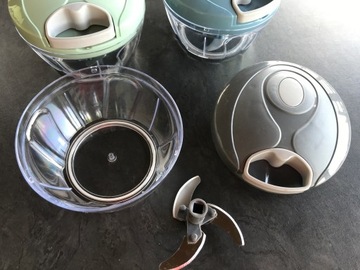 SIEKACZ KUCHENNY DO CEBULI WARZYW UNIWERSALNY KRAJACZ OLDMAN SZNURKOWY