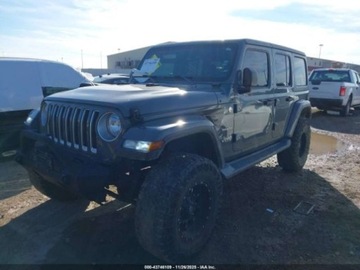 Jeep Wrangler III Unlimited Facelifting 3.6 V6 Pentastar 284KM 2018 Jeep Wrangler 3.6 V6 284 KM, 4x4, Sahara, drobna szkoda, z cieplego Texasu, zdjęcie 1