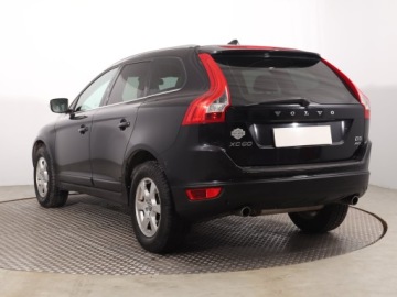 Volvo XC60 I SUV 2.4 D3 163KM 2010 Volvo XC60 2.4 D, Salon Polska, 4X4, Automat, zdjęcie 1