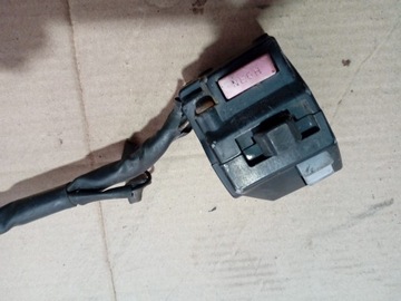 YAMAHA FJ 1200 ПЕРЕКЛЮЧАТЕЛЬ НА РУЛЕ ЛЕВАЯ ПЕРЕДАЧА