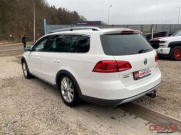Volkswagen Passat B7 Variant 2.0 TDI CR BlueMotion 177KM 2013 Volkswagen Passat Alltrack 2.0tdi 4-Motion automat dsg skory ledy bi xeno, zdjęcie 14
