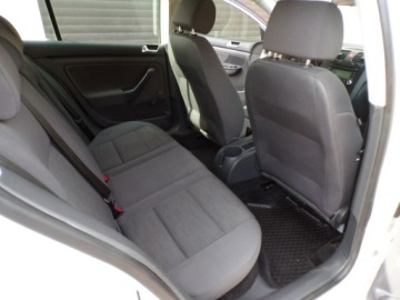 Volkswagen Golf V Hatchback 1.4 i 16V 75KM 2006 Volkswagen Golf 1,4 2006R, zdjęcie 22