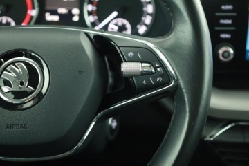 Skoda Octavia IV Scout 1.5 TSI ACT 150KM 2021 Skoda Octavia 1.5 TSI, Salon Polska, zdjęcie 16