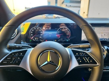 Mercedes Klasa B W247 Sports Tourer Facelifting 1.3 200 163KM 2023 Mercedes-Benz B 200 Hak holowniczy/MBUX/Oświetleni, zdjęcie 15