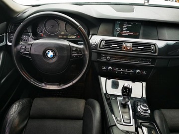 BMW Seria 5 F10-F11 Limuzyna 520d 184KM 2010 BMW 5 520D, F10, Automat, PDC, Podgrzewane fotele, zdjęcie 4
