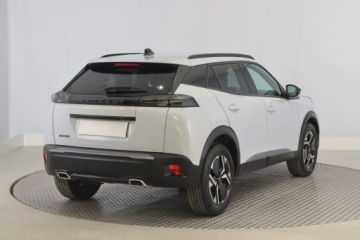 Peugeot 2008 II SUV 1.2 PureTech 130KM 2023 Peugeot 2008 1.2 PureTech, Salon Polska, zdjęcie 4