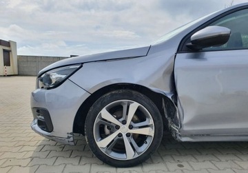 Peugeot 2019 Peugeot 308 Tylko 22 Tys km 1 Rej 82020 Benzyna 130 Koni WLKP 1.2 Benzyna, zdjęcie 14