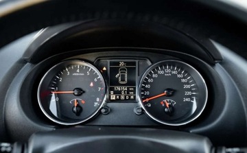 Nissan Qashqai I Crossover Facelifting  2.0 140KM 2012 Nissan Qashqai 2.0B 140Ps Automat 4x4 Panorama Klimatronik Kamera 360 Nisk, zdjęcie 29